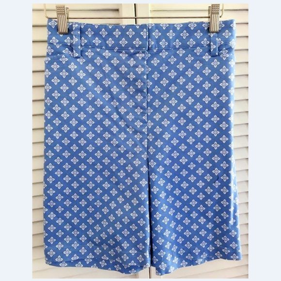 Lands' End Blue Patterned Women Shorts - Picture 2 of 4